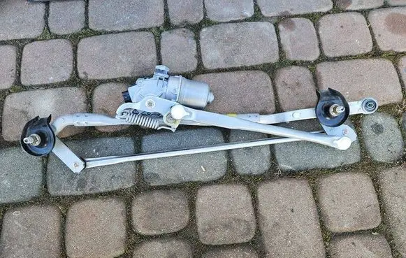 Toyota Highlander XU70 Front wiper linkage 851100E120