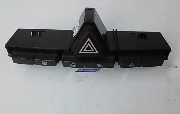 Opel Corsa D A set of switches 13258081