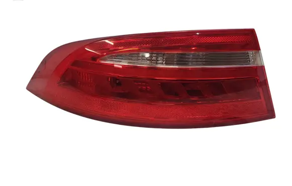 Jaguar XE Rear/tail lights 19733701