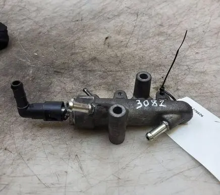 Opel Zafira B Fuel pressure regulator 55188290