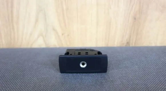 Mercedes-Benz E W212 AUX in-socket connector 2188200087