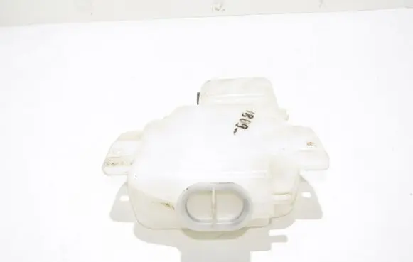 Mitsubishi Pajero Windshield washer fluid reservoir/tank 060351507