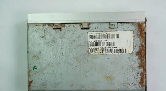 Jeep Grand Cherokee (WJ) Sound amplifier 05064118AJ