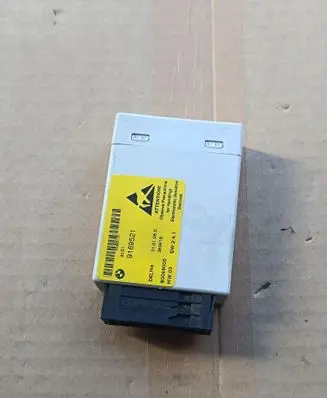 BMW 5 E60 E61 Center console control module 9169521