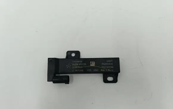 Dodge Durango Aerial antenna amplifier 2840864000300 023AA79692