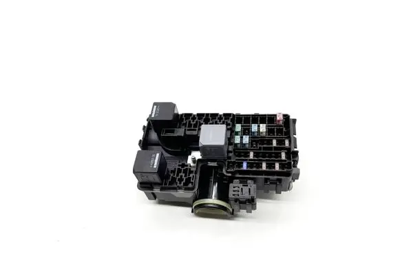 Volvo XC60 Fuse module 31384034