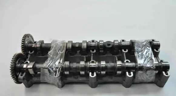 Mercedes-Benz GL X164 Engine head 