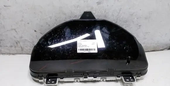 Honda Accord Speedometer (instrument cluster) HR0300 78100E100 HR0347302