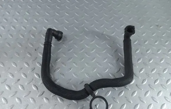 Citroen DS5 Engine coolant pipe/hose 1350A0