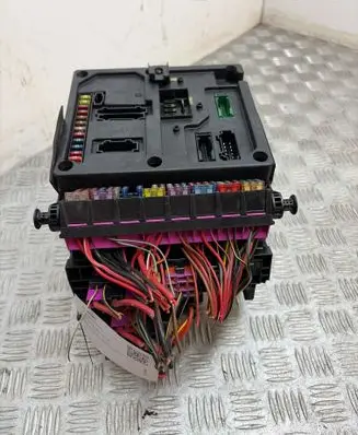 Seat Alhambra (Mk1) Comfort/convenience module 7M3962258M YM2114B205CC S110730300G