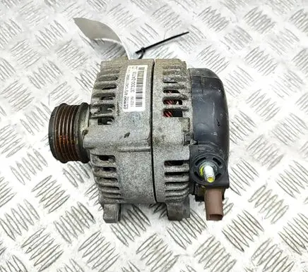 Hyundai Tucson TL Generator/alternator 373002A700 MS1042118840