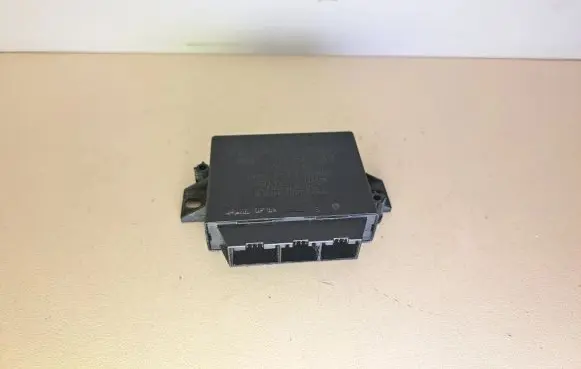 Volvo V70 Parking PDC control unit/module 30682548 6G9215K866BH