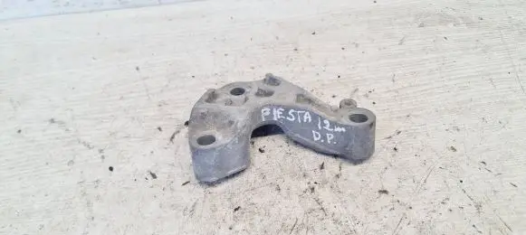 Ford Fiesta Engine mounting bracket