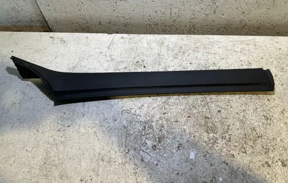 BMW 5 E28 (A) pillar trim