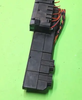 BMW 5 E60 E61 Fuse module