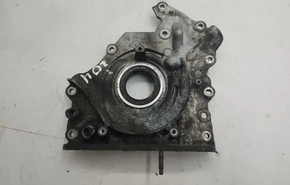 Ford C-MAX II Oil pump 9686038880