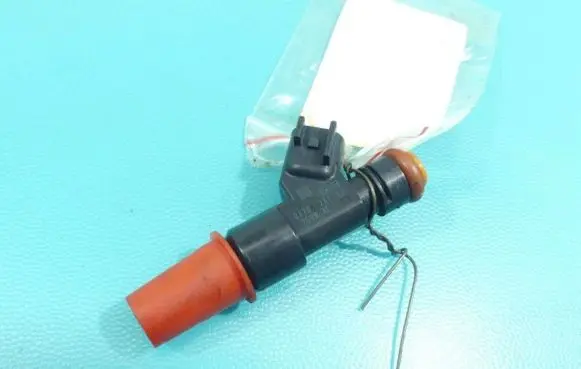 Volvo V60 Fuel injector 7G9N-AC IMPRK1276336
