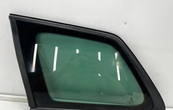 Skoda Kodiaq Rear side window 565845297