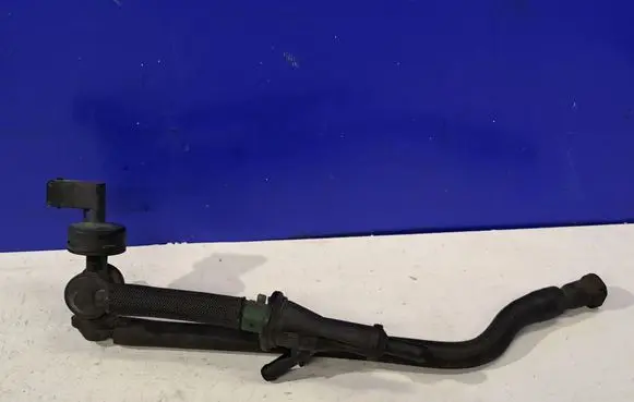 Volvo XC90 Vacuum line/pipe/hose 30645385