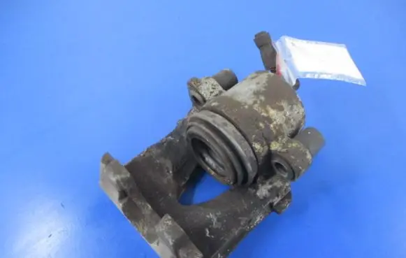 Skoda Octavia Mk1 (1U) Front brake caliper