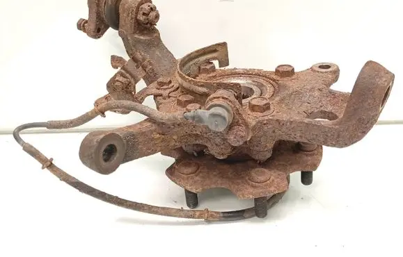 Front wheel hub spindle knuckle
