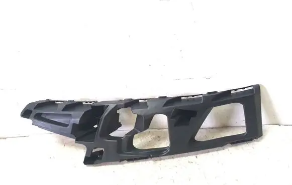 Ford Mondeo MK IV Front bumper mounting bracket
