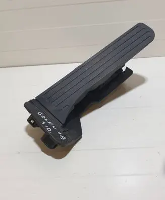 Volkswagen Golf V Accelerator throttle pedal 1K2721503AJ 6PV01104005