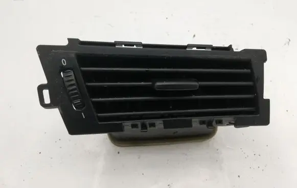 BMW 5 E60 E61 Dashboard side air vent grill/cover trim 64226910731 6910731