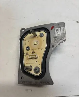 Chrysler Pacifica Headlight ballast module Xenon 1603160415