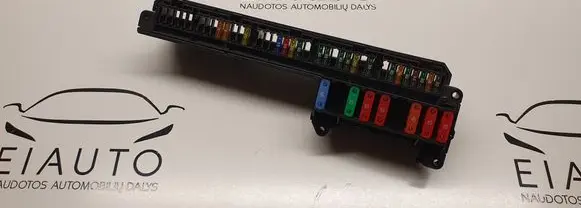 BMW 5 E60 E61 Fuse module 6957330