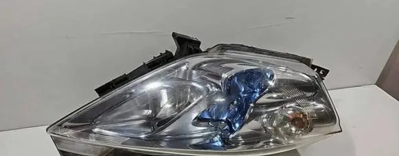 Nissan Leaf I (ZE0) Headlight/headlamp A1K3100001 DACA1X410245