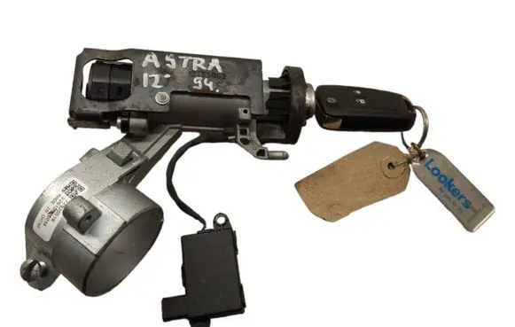 Opel Astra J Ignition lock 22915518 4121694