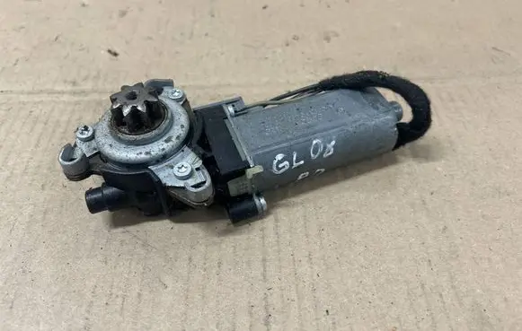 Mercedes-Benz GL X164 Seat adjustment motor 0390203004