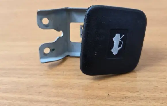 Opel Antara Engine bonnet (hood) release handle V200LEVER