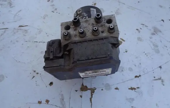 Ford Mondeo MK IV ABS Pump