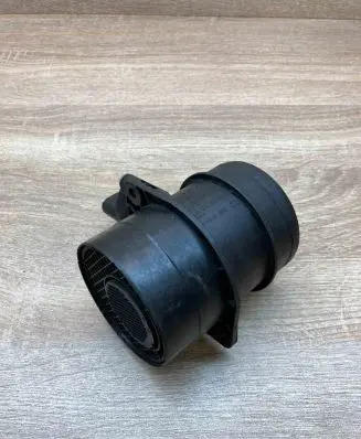 Volkswagen PASSAT B6 Mass air flow meter 074906461B 0281002461 Used