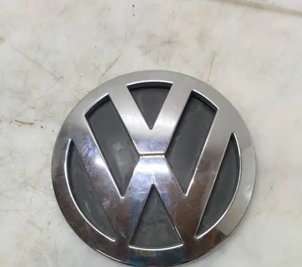 Volkswagen Transporter - Caravelle T5 Manufacturers badge/model letters 7H0853630B