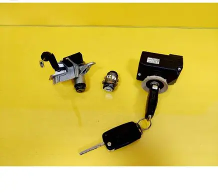 Audi A8 S8 D3 4E Ignition lock 3C0905865E