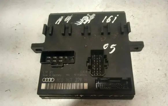 Audi A4 S4 B7 8E 8H Comfort/convenience module 8E0907279H 17112004