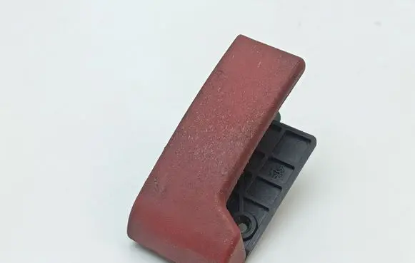 Mercedes-Benz E W211 Engine bonnet (hood) release handle