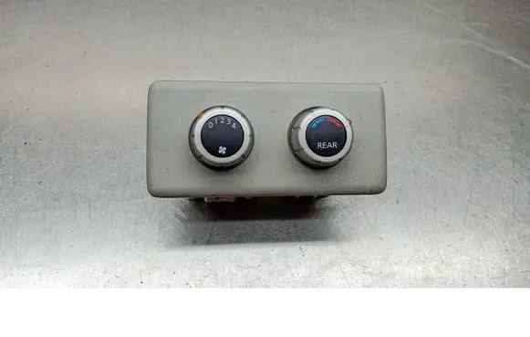 Nissan Quest Air conditioning/heating control unit 27501ZF002