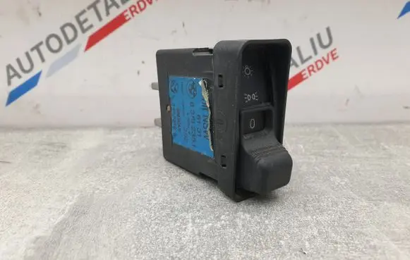 BMW 5 E34 Light switch 8351235 61318351235