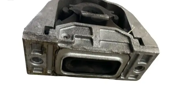 Volkswagen Golf IV Engine mount bracket 1J0199262
