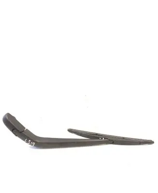 Toyota Auris 150 Front wiper blade arm 80010297