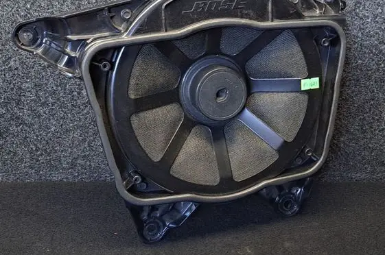 Audi A8 S8 D4 4H Subwoofer speaker 4H0035481A
