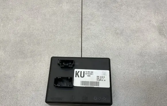 Opel Insignia A Light module LCM 13399666