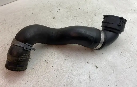 Audi A6 S6 C7 4G Engine coolant pipe/hose 4G0122101B
