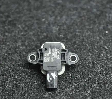 Audi A6 S6 C7 4G Airbag deployment crash/impact sensor 4H0955557