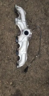 Volkswagen Touareg I Exhaust manifold 