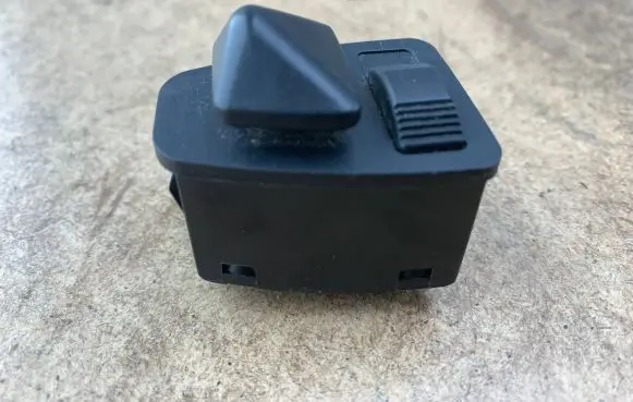 BMW 3 E46 Wing mirror switch 8373691 61318373691 61316901376